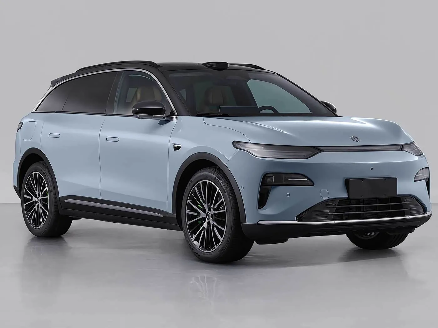 Leapmotor C11 컴포트 버전 하이브리드 전기 SUV PHEV 차량, 확장된 범위의 신에너지 차량 포함