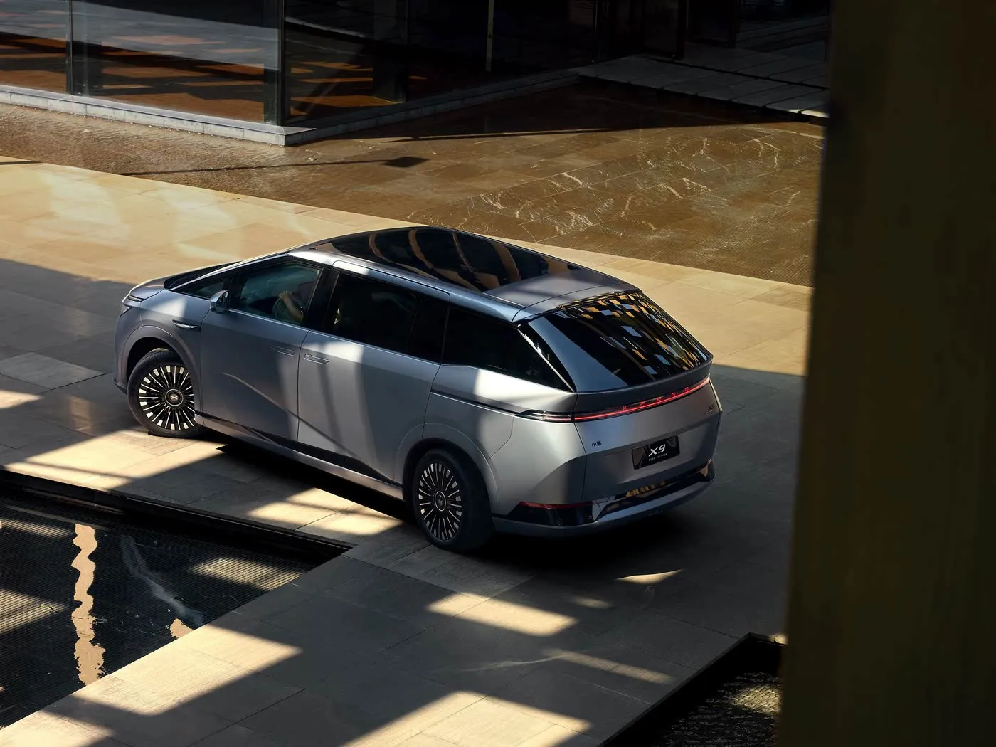 Xpeng X9 장거리 MPV SUV 순수 전기 왼쪽 조향 경쟁력 있는 가격 신에너지 차량