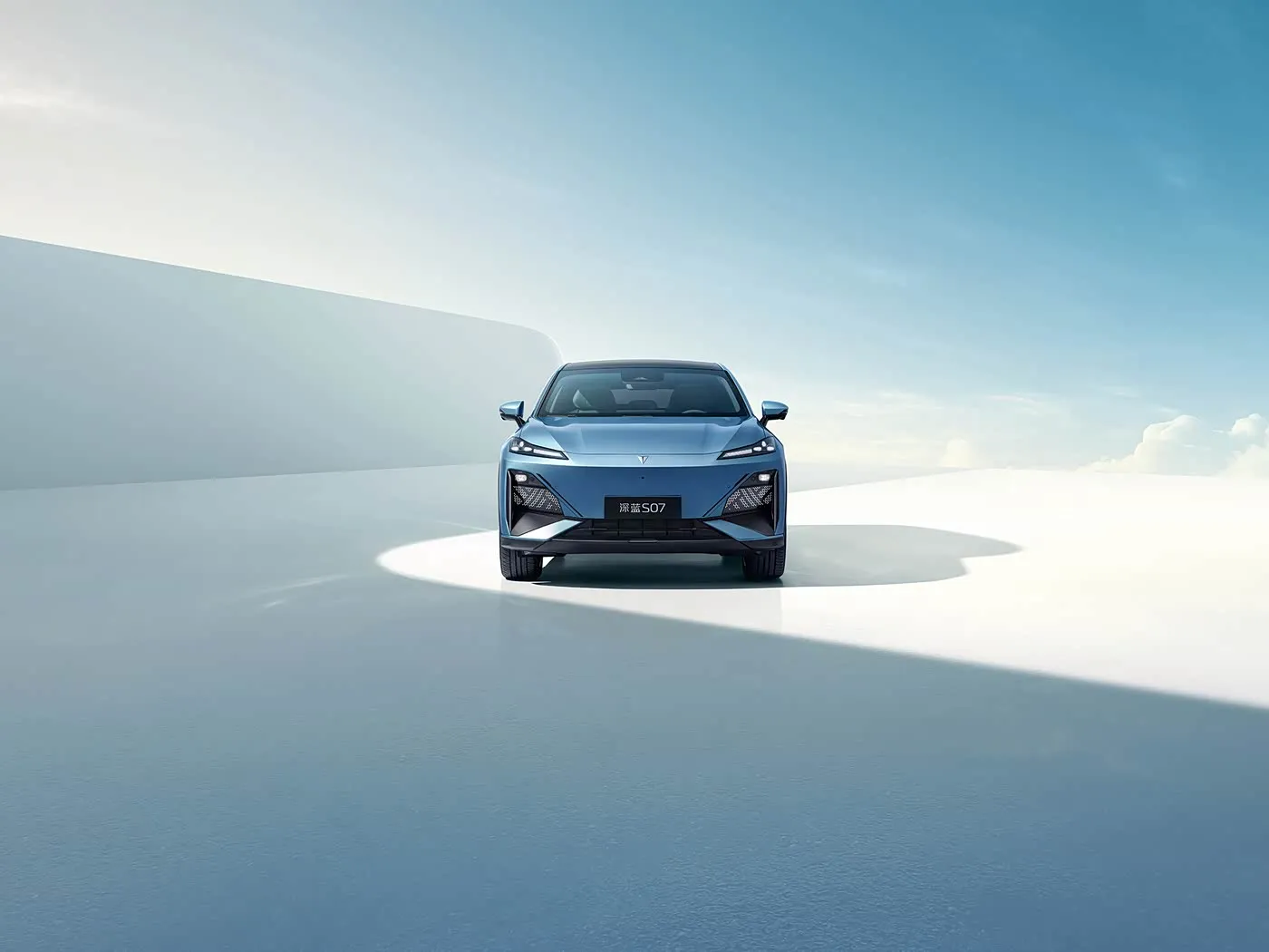 Deepal S07 신에너지 차량 프리미엄 SUV Extended-Range/EV 장거리 휠베이스 5인승 인치 스크린