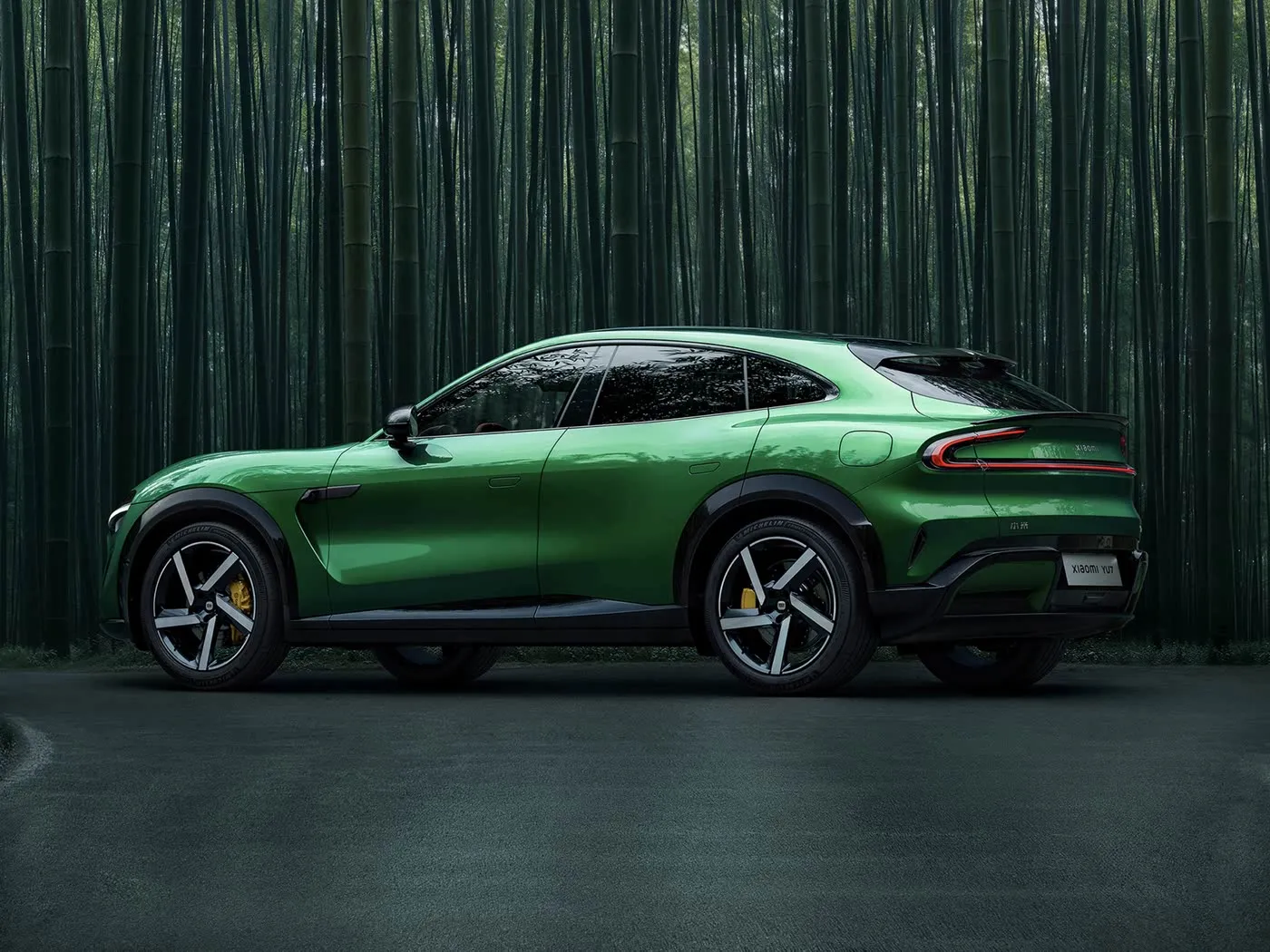 뜨거운 판매 XIAOMI YU7 새로운 에너지 차량 EV SUV 장거리 휠베이스 5 좌석 인치 스크린