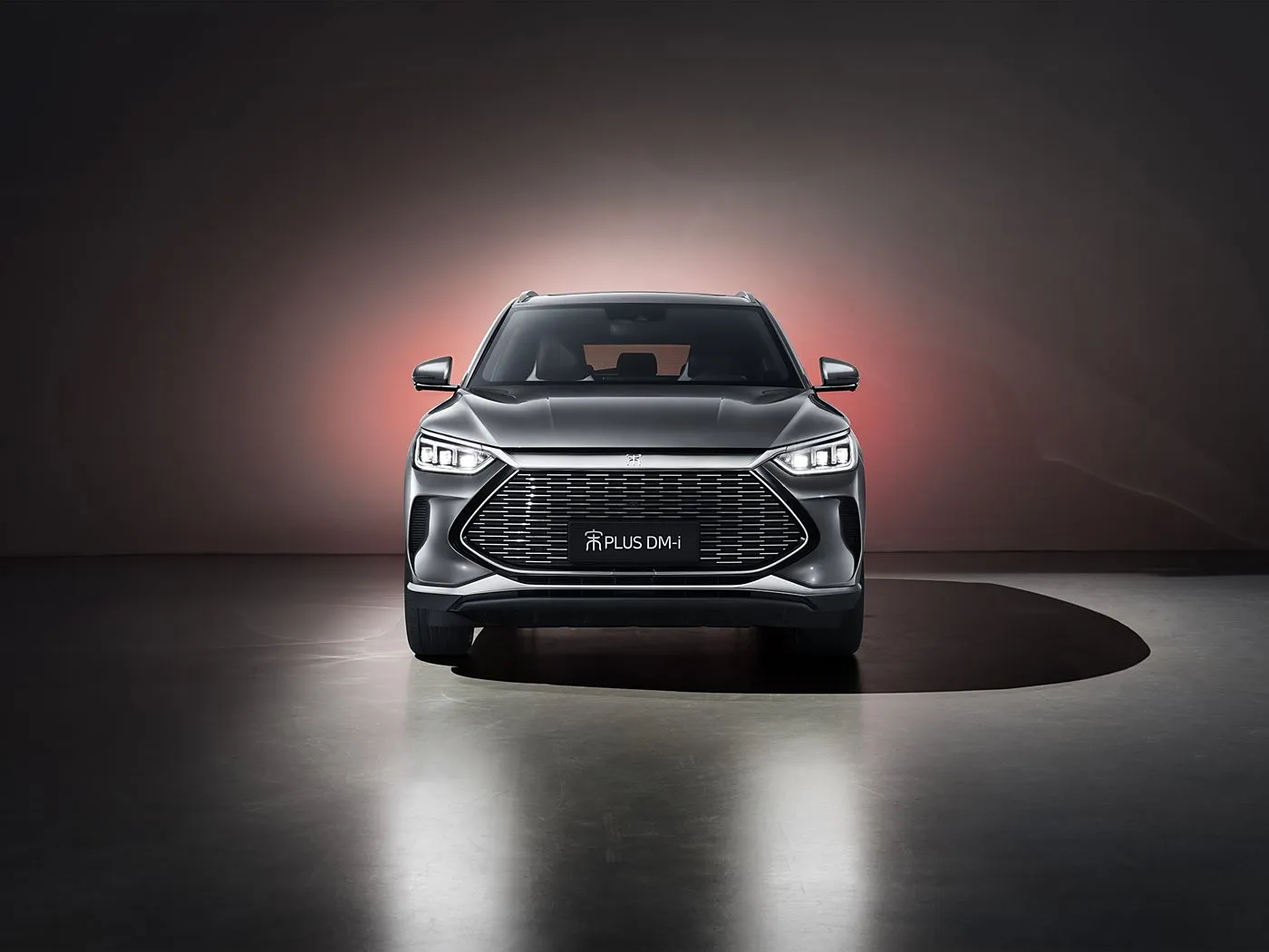 BYD Song Plus SUV 자동 AWD(후면 카메라 가죽 시트 포함) 하이브리드 연료 좌측 스티어링