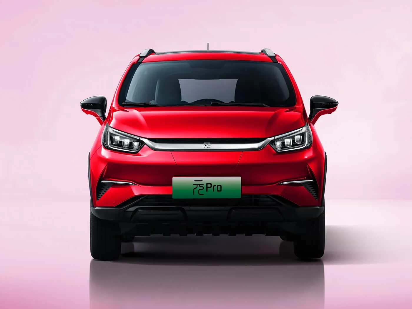 BYD Yuan Pro 럭셔리 전기 SUV 320KM 범위 도시 주행을 위한 고급 기능 신에너지 차량
