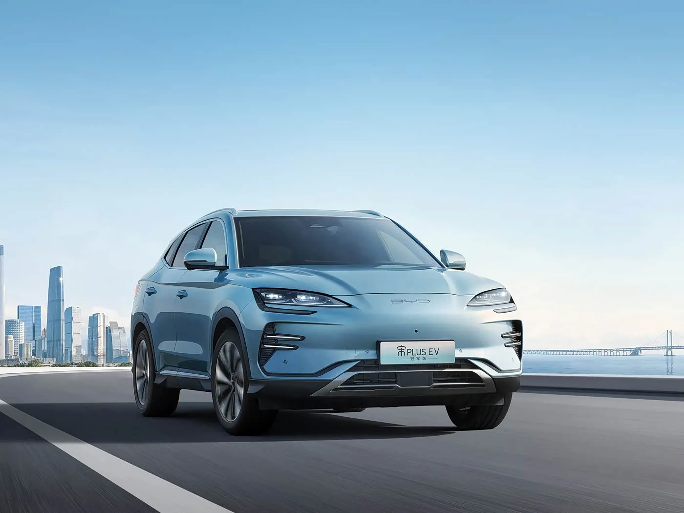BYD Song Plus SUV 자동 AWD(후면 카메라 가죽 시트 포함) 하이브리드 연료 좌측 스티어링
