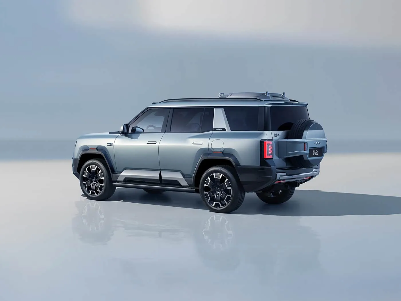 BYD Leopard 8 럭셔리 PHEV SUV 505HP 클라우드 섀시 기술이 적용된 고급 오프로드 SUV 2.0T 플러그인 하이브리드 전기 SUV